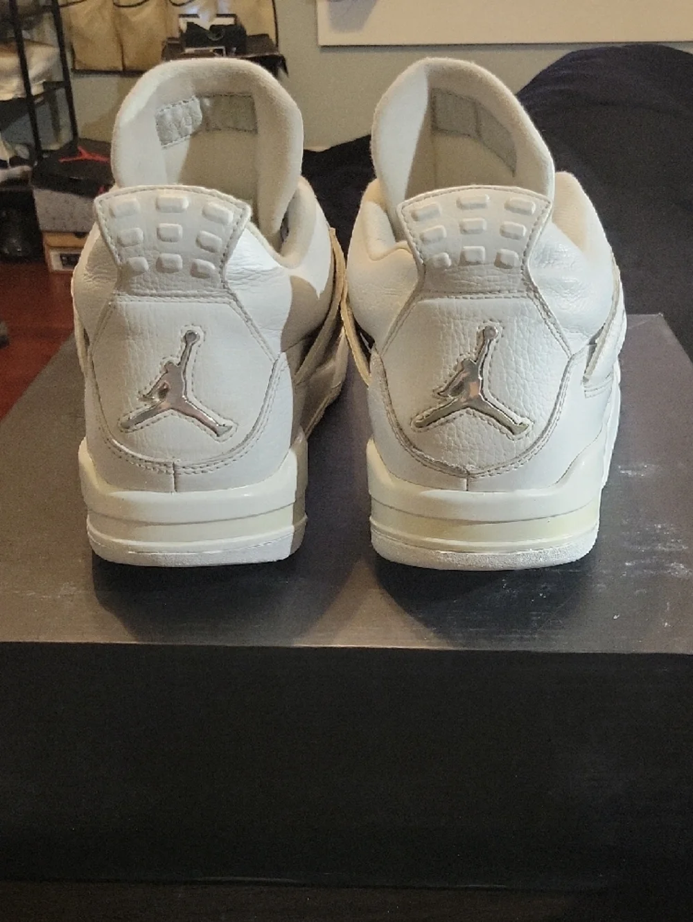 Air Jordan 4 Retro 